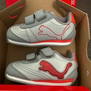 Puma Walker Sneakers Size 4